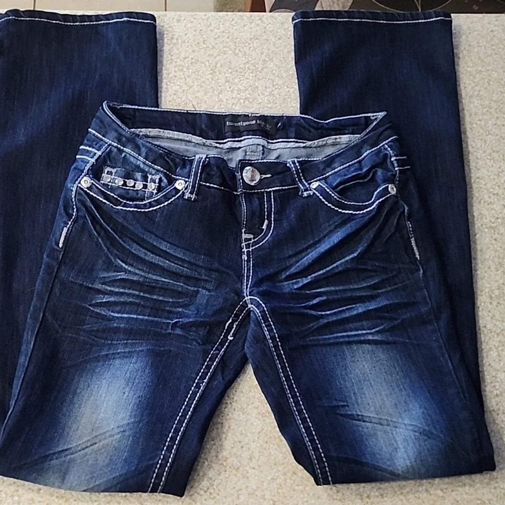 NWOT Twentyone Black by Rue 21 Bling Boot Cut Jeans Size 3/4 - Picture 4 of 13